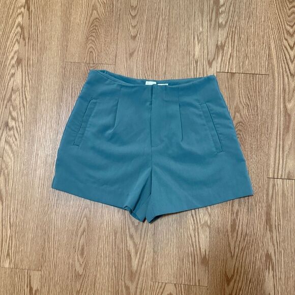 A New Day Turquoise Stretch Midi Shorts 4” Inseam Size 8 - Picture 1 of 6